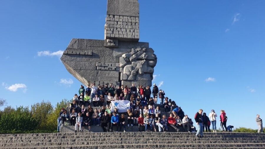 Gdansk: Malbork Castle & Westerplatte Tour with Local Lunch - A One-Day Loop Through Brick Walls and WWII Shorelines