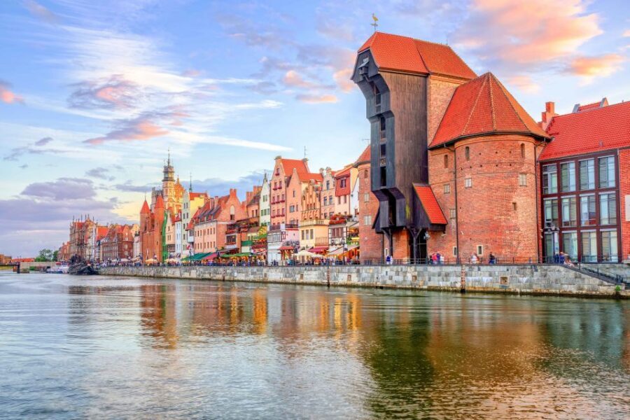 Gdansk Old Town 2-Hour Walking Tour - Two Hours in Gdansk: Why This Walking Tour Fits So Well
