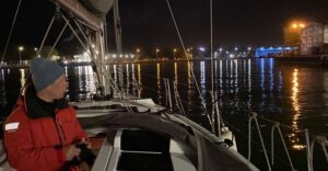 Gdansk: Scenic Evening Yacht Cruise with Welcome Drink - Meeting at Oria Magic House: Find the Quay Fast