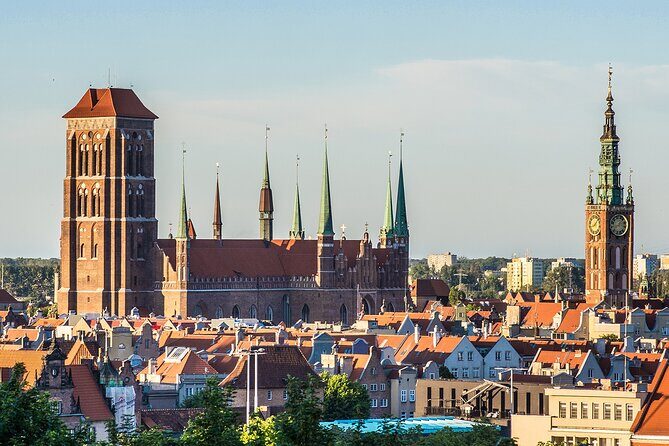Gdansk Sopot and Gdynia 3 Cities Private Full-Day Tour - Sopot Beach and Monciak Street: classic seaside Poland (with limits on time)