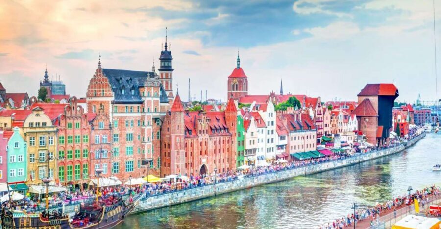 Highlights of Gdańsk, Gdynia and Sopot 1-day Private Tour - Oliwa Archcathedral and the organ concert: a rare calm moment