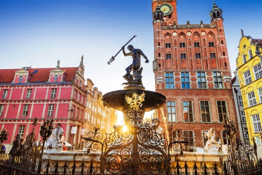 Highlights of Gdańsk, Gdynia and Sopot 1-day Private Tour - Gdynia port history: Kościuszki Square, murals, and museum ships