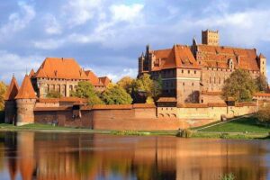 Malbork Castle Private Tour from Gdansk - Hotel pickup and the practical value of going private